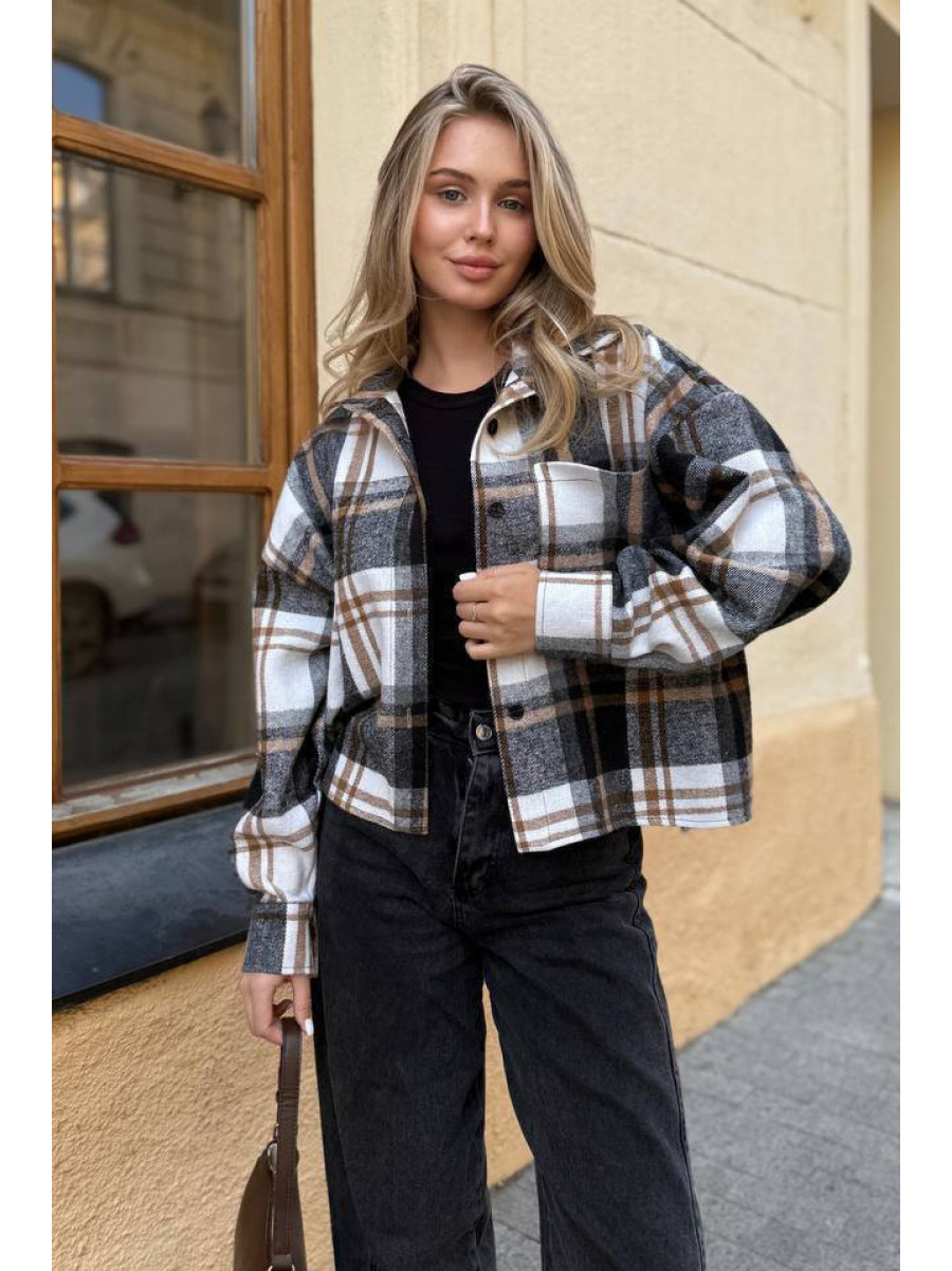 Рубашка женская байковая черно-бежевого цвета с принтом 1043 210232C