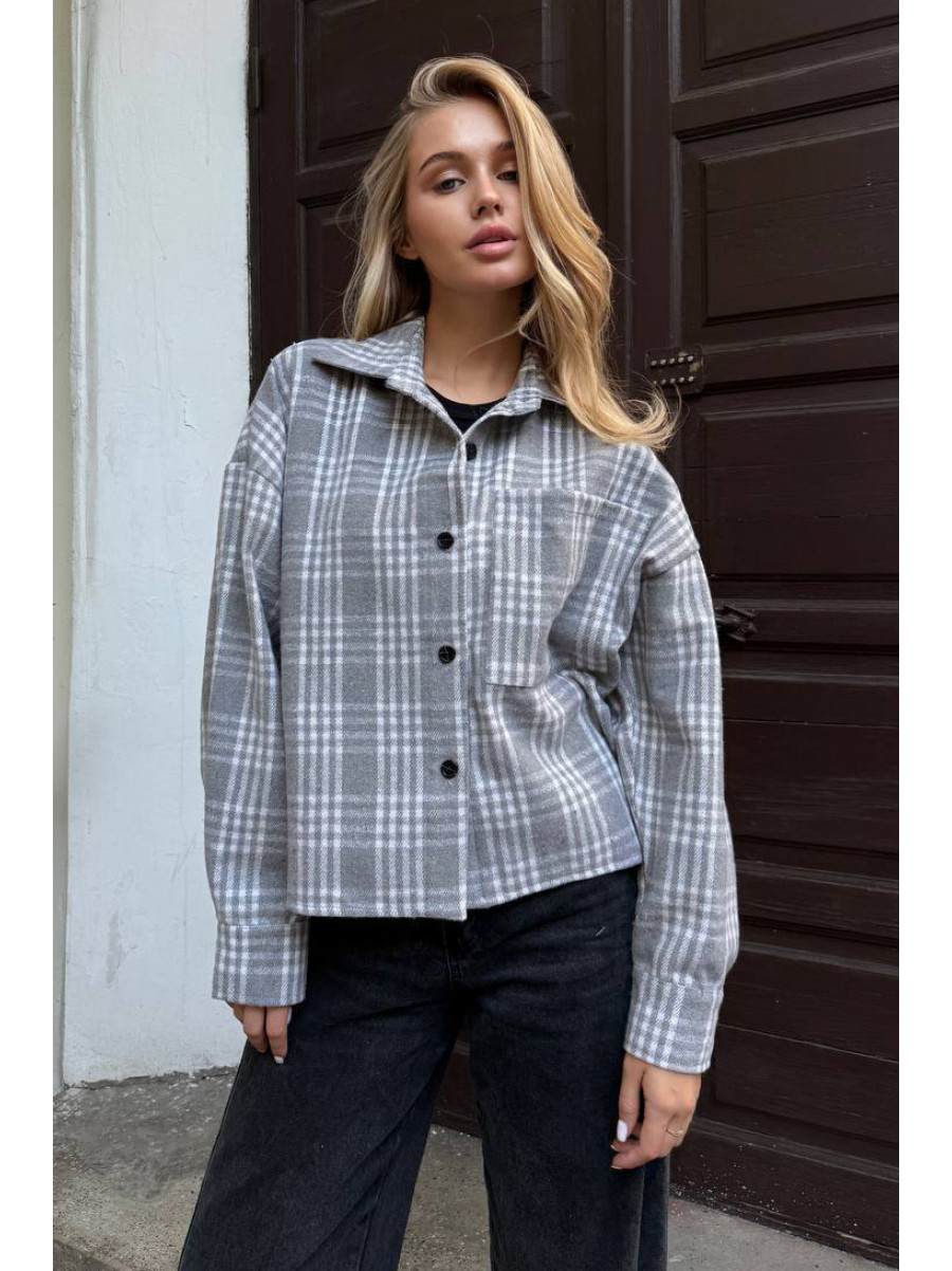 Рубашка женская байковая светло-серого цвета с принтом 1043 210233C