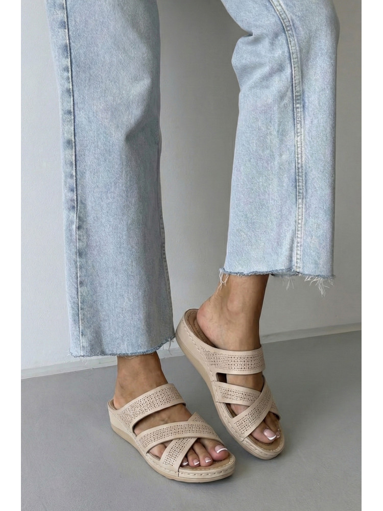 Босоніжки жіночі бежевого кольору 208-11 210239C