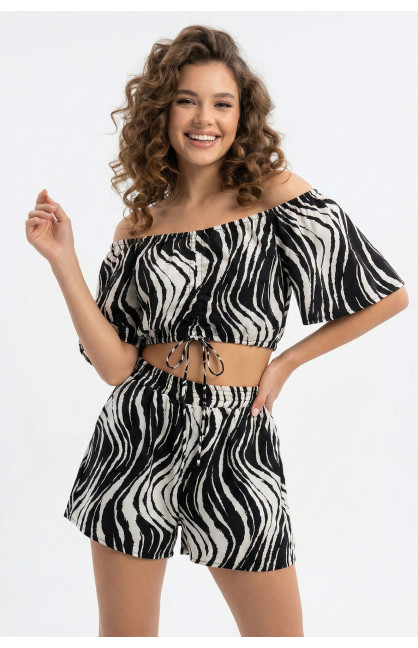 Костюм женский черно-белого цвета 1060 210253C Костюм женский черно-белого цвета 1060 210253C