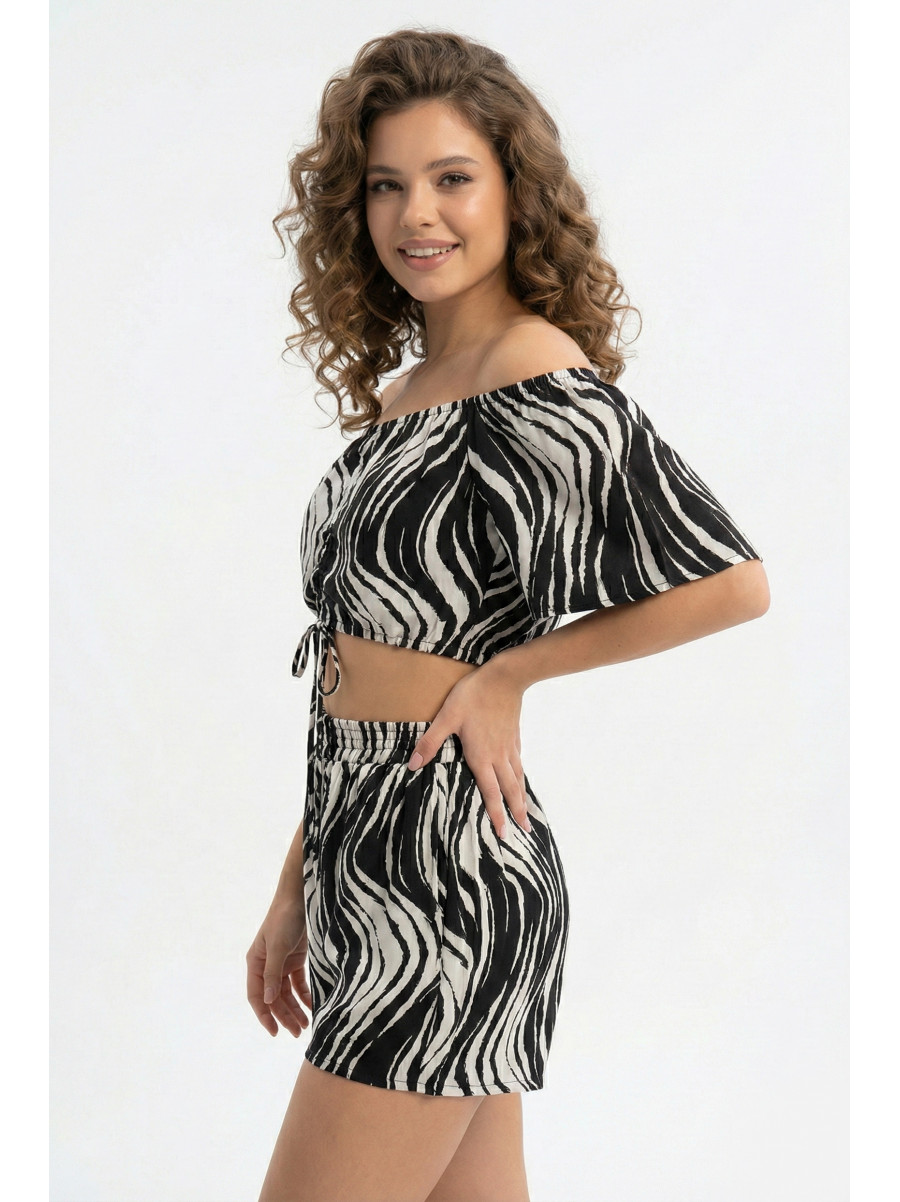 Костюм женский черно-белого цвета 1060 210253C