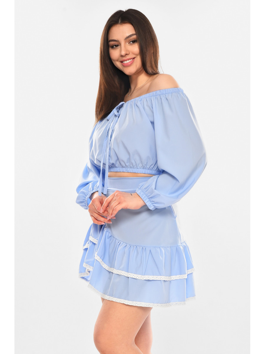 Костюм женский однотонный с рюшами голубого цвета 210272C