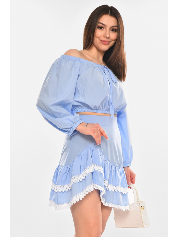 Костюм женский однотонный с рюшами голубого цвета 210273C