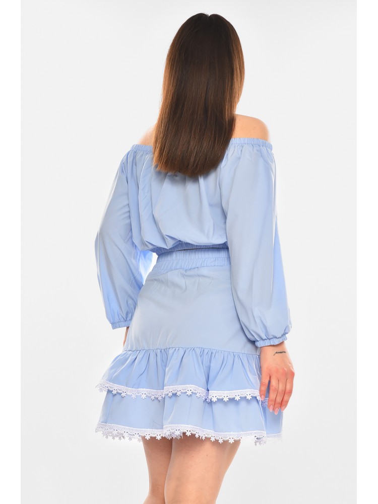 Костюм женский однотонный с рюшами голубого цвета 210274C