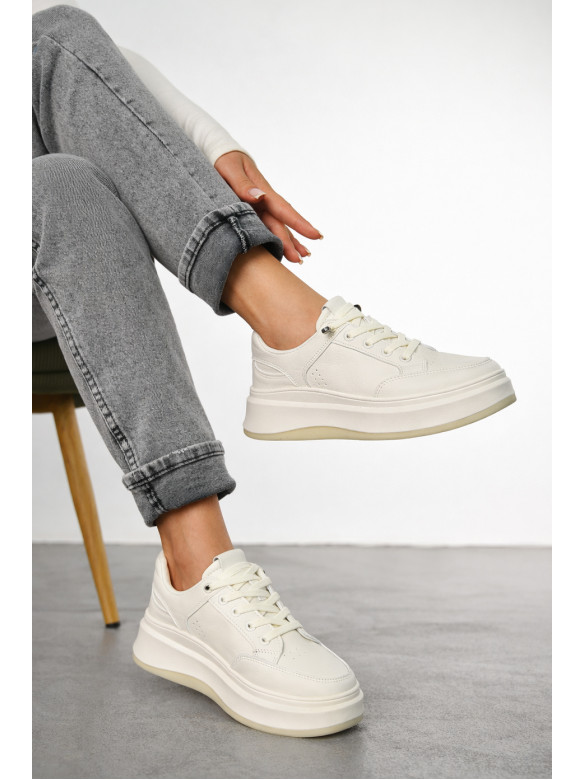 Кросівки жіночі молочного кольору в1-3 210340C