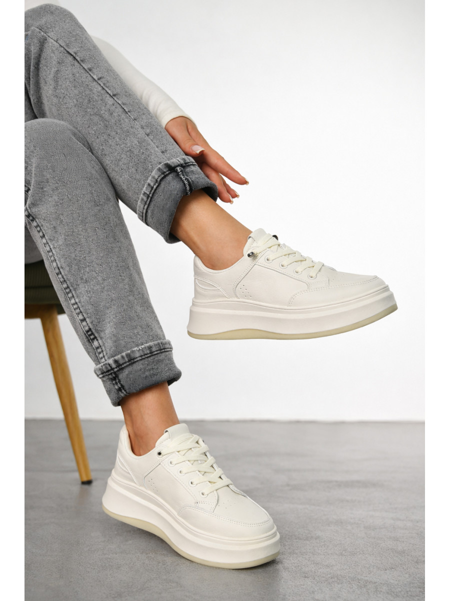 Кросівки жіночі молочного кольору в1-3 210340C