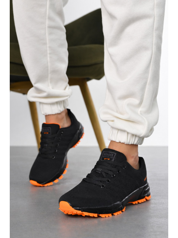 Кросівки жіночі чорного кольору 8619в-15 210354C