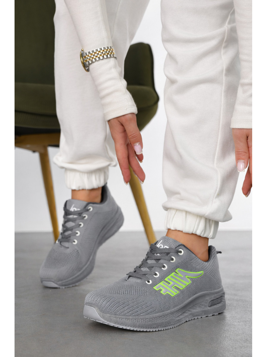 Кросівки жіночі сірого кольору 99-2 210390C