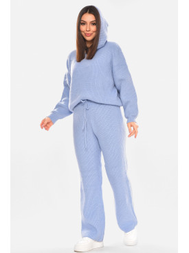 Костюм жіночий однотонний блакитного кольору 858 210421C