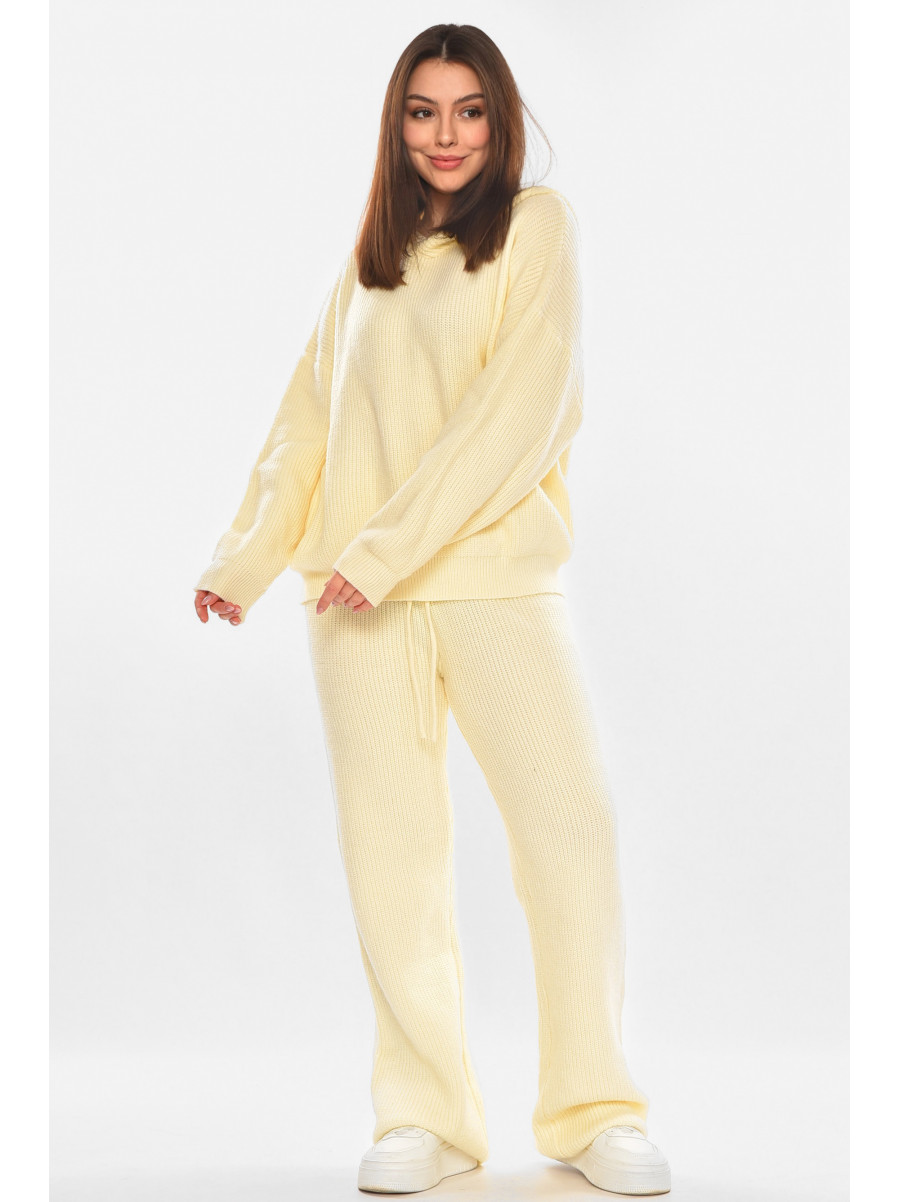 Костюм женский однотонный молочного цвета 858 210422C