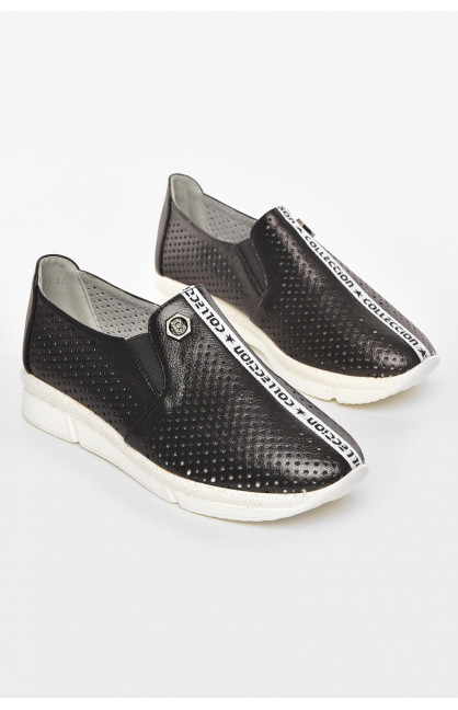 Туфли-лоферы детские для девочки черного цвета 211-1 210452C