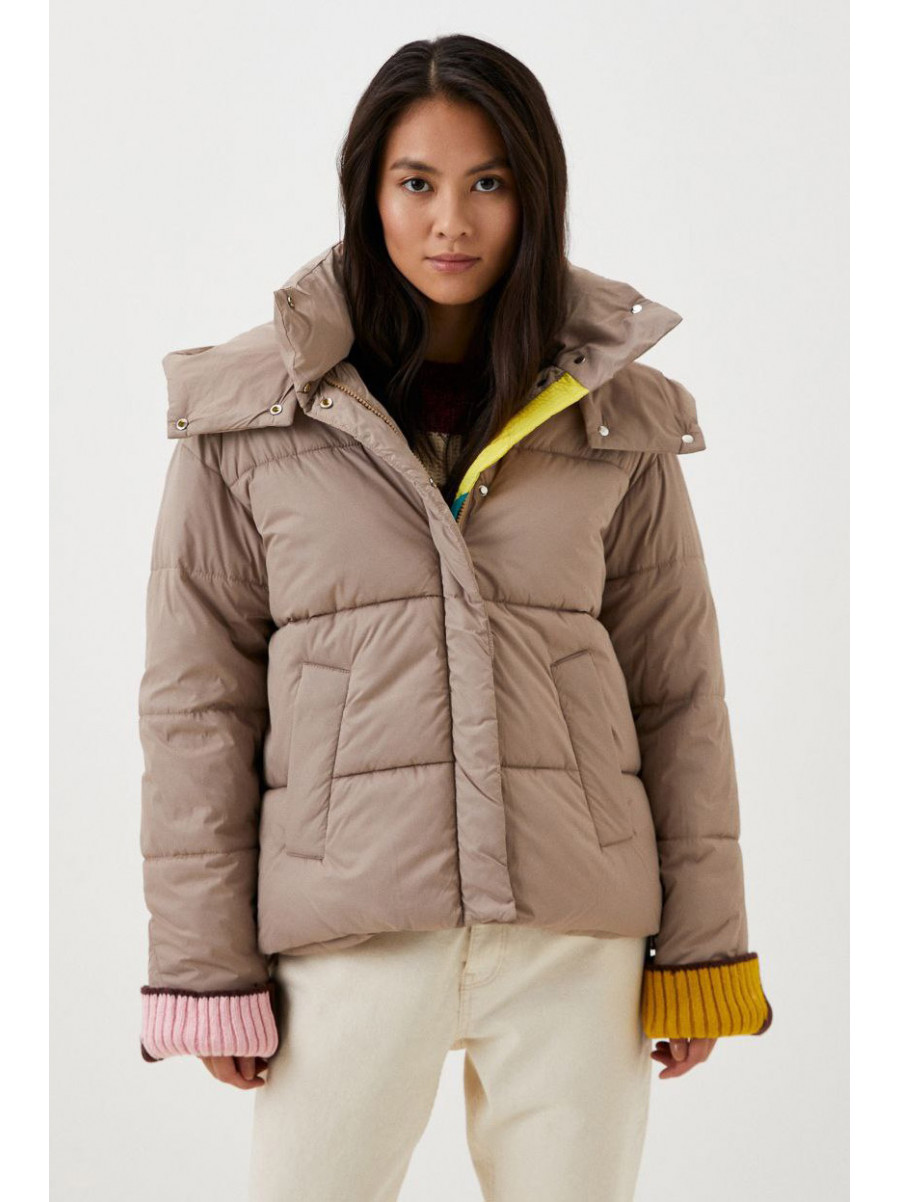Куртка женская демисезонная бежевого  цвета 637 210527C
