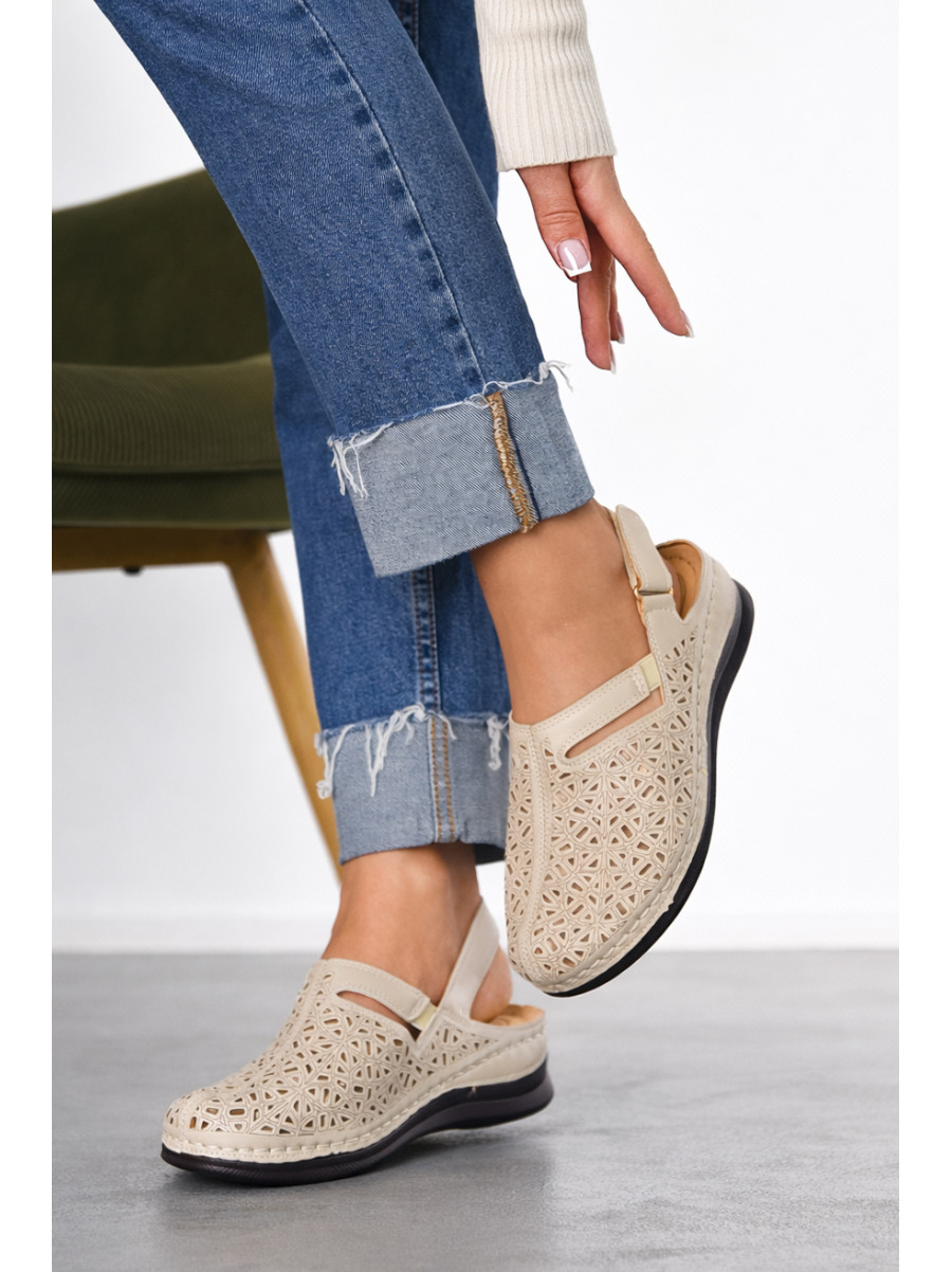 Босоножки женские бежевого цвета 709-1 210964C