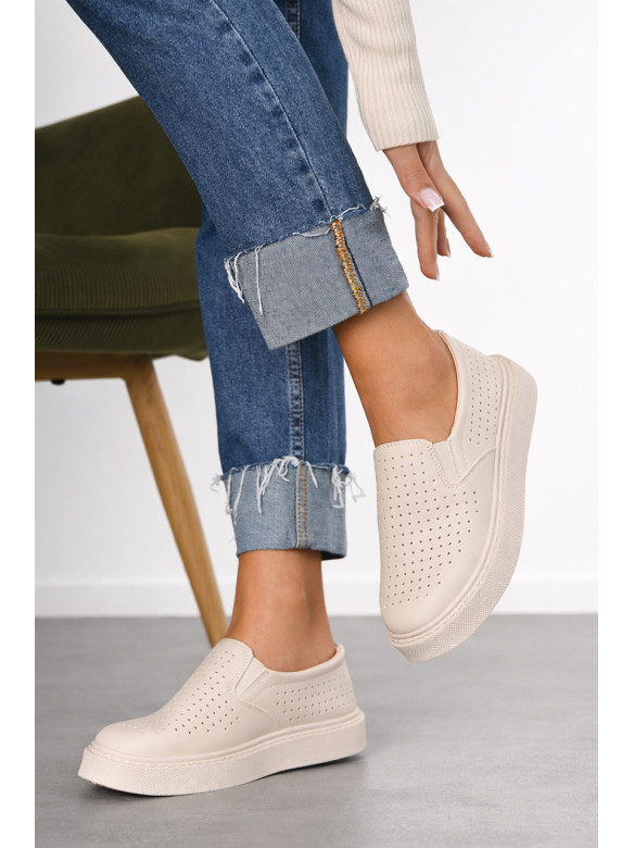 Слипоны женские молочного цвета 2024-88-3 210970C