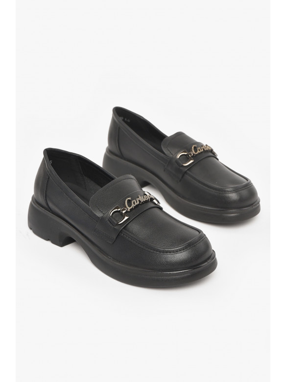 Туфли-лоферы женские черного цвета 8863 210981C