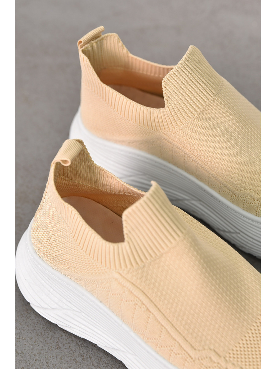 Слипоны женские бежевого цвета 14-2 211000C