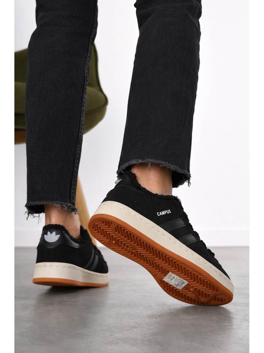 Кроссовки женские черного цвета зима 9367-2 211010C