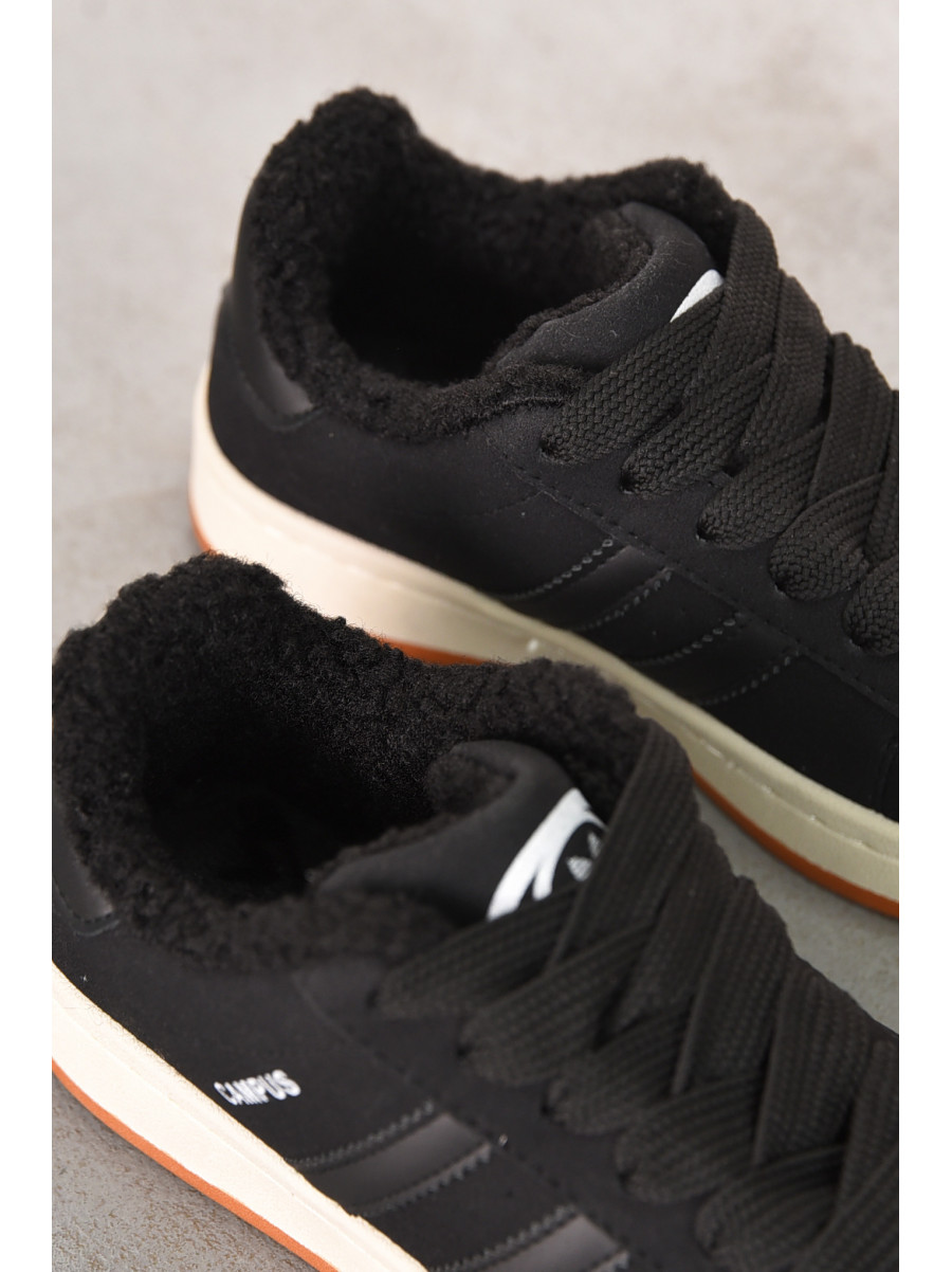 Кроссовки женские черного цвета зима 9367-2 211010C