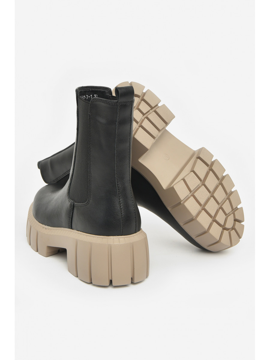 Ботинки женские зимние черного цвета 581-7-1 211022C