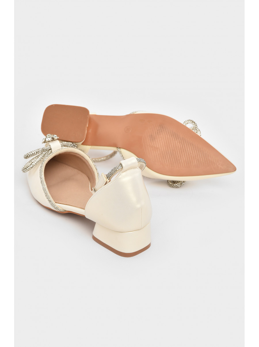 Босоножки женские молочного цвета 30-3 211042C