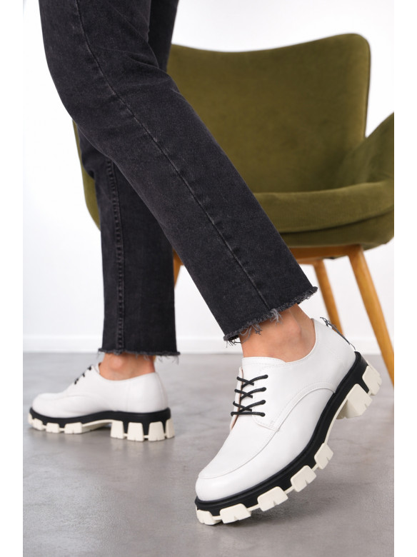 Лоферы женские белого цвета TD222-26 211123C