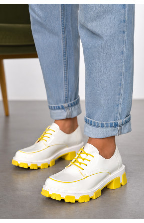 Лоферы женские белого цвета TD222-88 211124C Лоферы женские белого цвета TD222-88 211124C