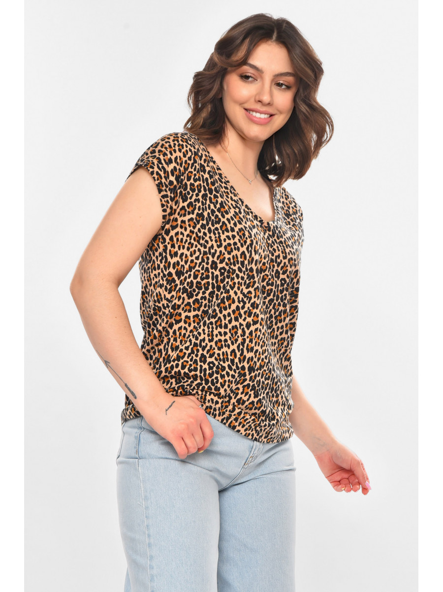 Футболка женская бежевого цвета с леопардовым принтом 211177C