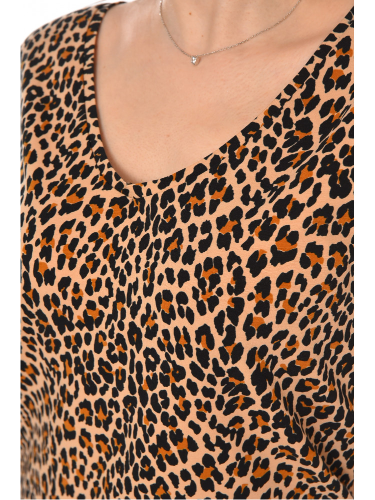 Футболка женская бежевого цвета с леопардовым принтом 211177C