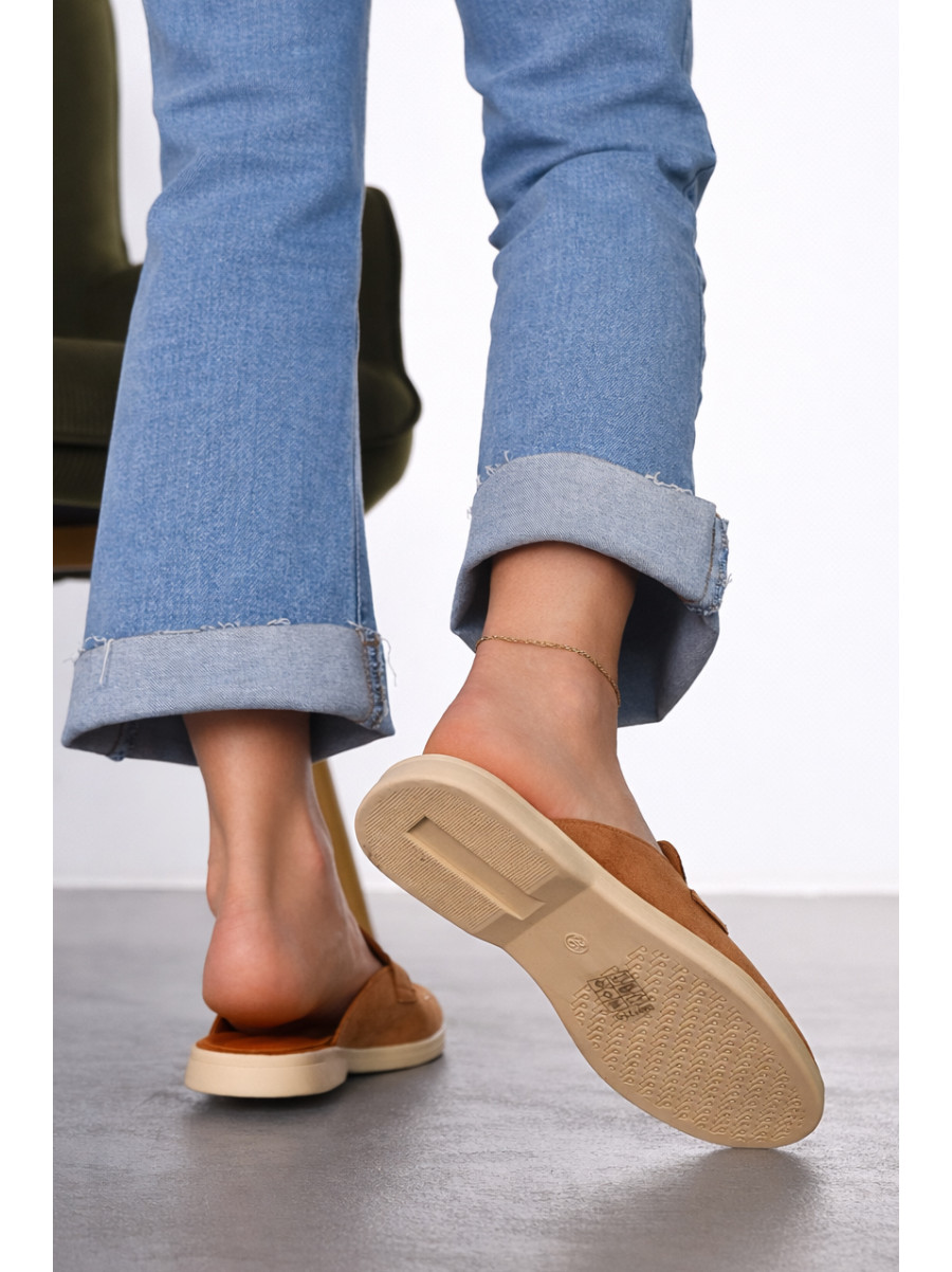 Мюли женские темно-бежевого цвета в26121-3 212039C