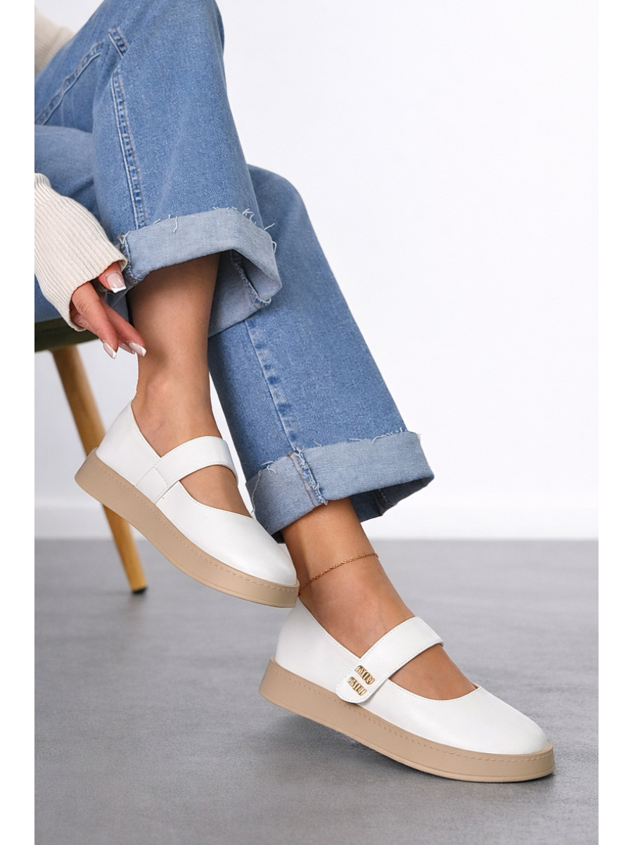 Лоферы женские белого цвета Е369-6 212071C