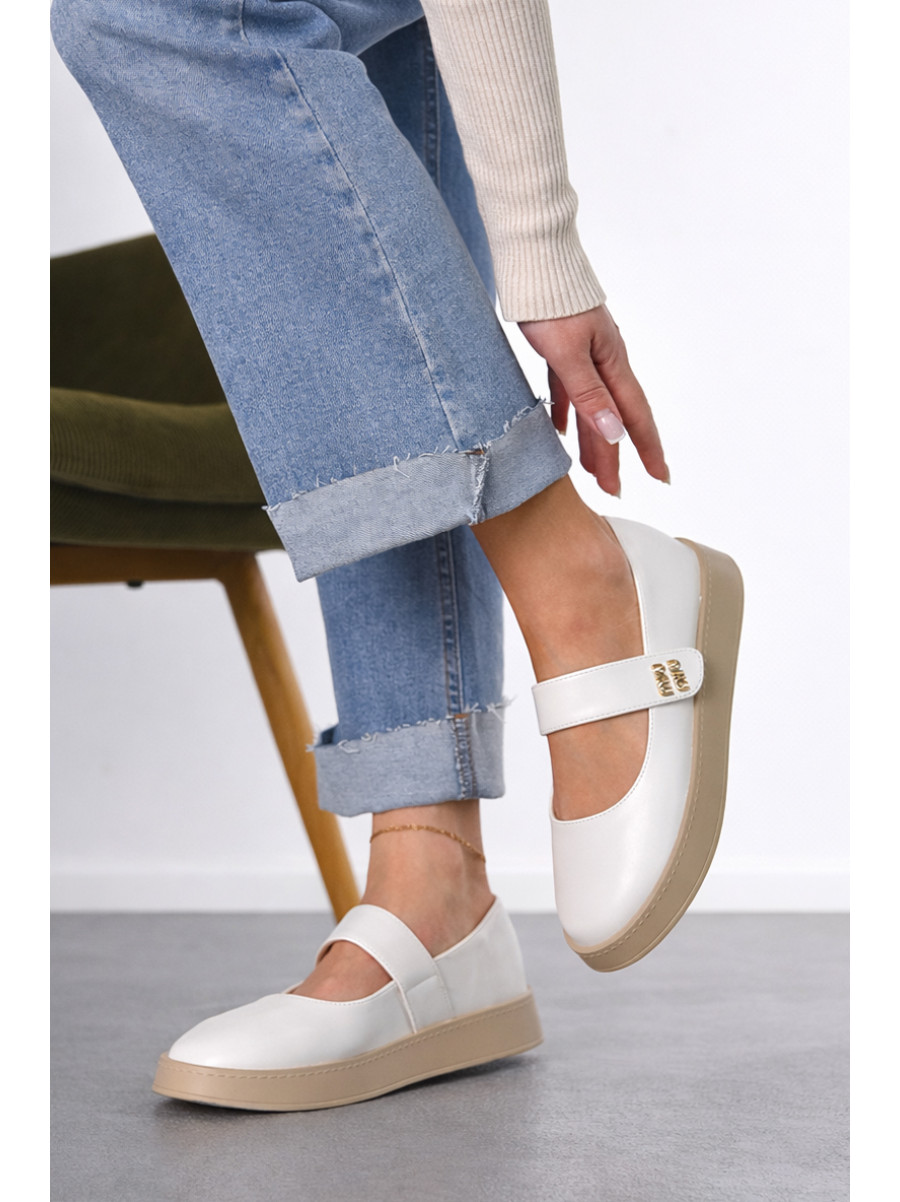 Лоферы женские белого цвета Е369-6 212071C