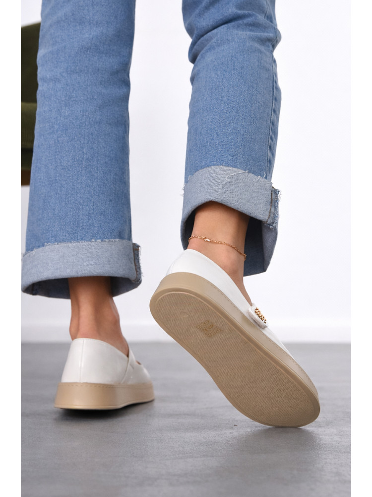 Лоферы женские белого цвета Е369-6 212071C