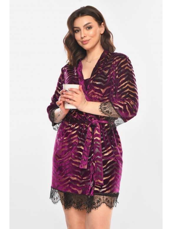 Халат женский велюровый фиолетового цвета с принтом М60 212233C
