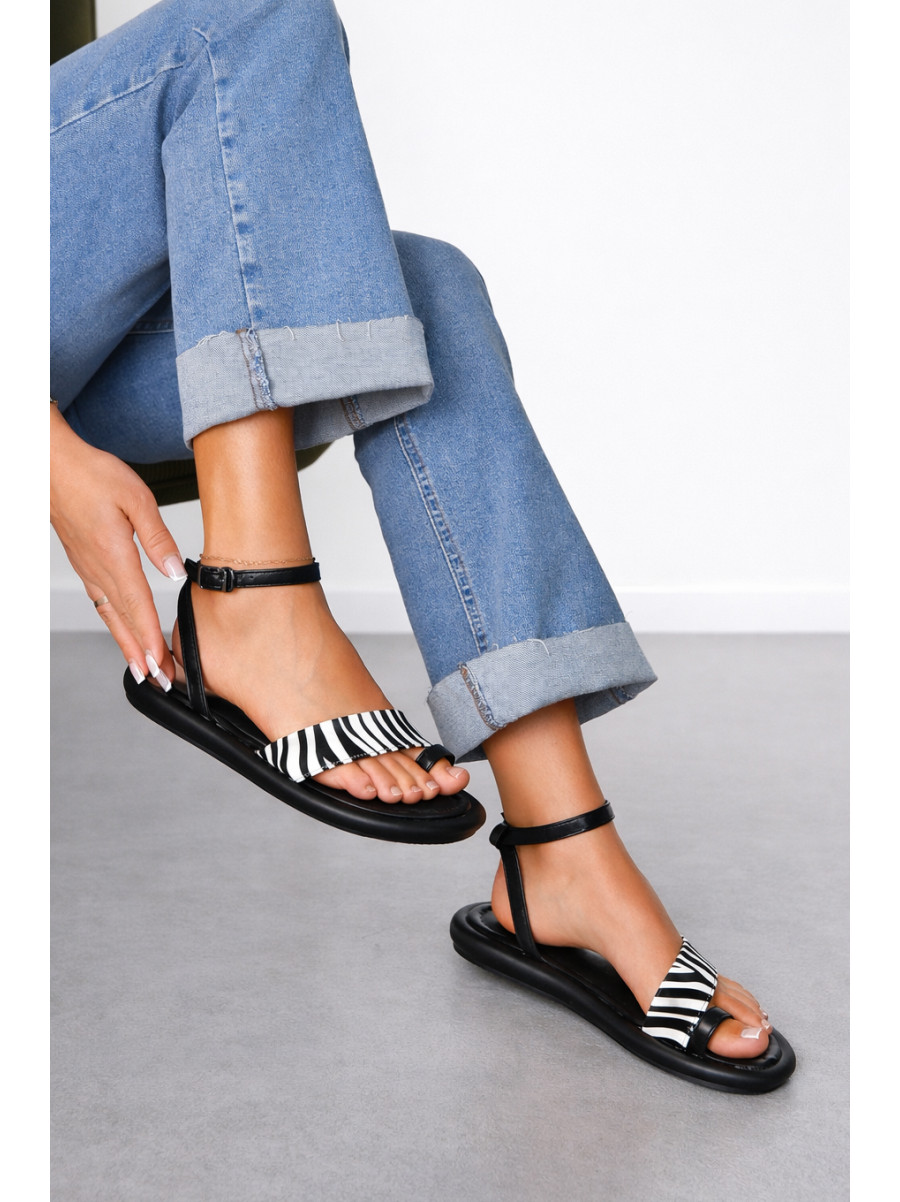 Босоножки женские чорного цвета W 710-18 212263C