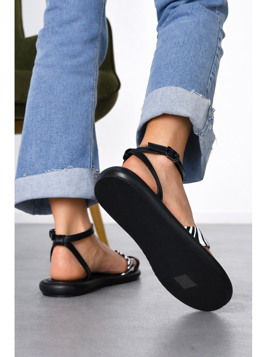 Босоножки женские чорного цвета W 710-18 212263C