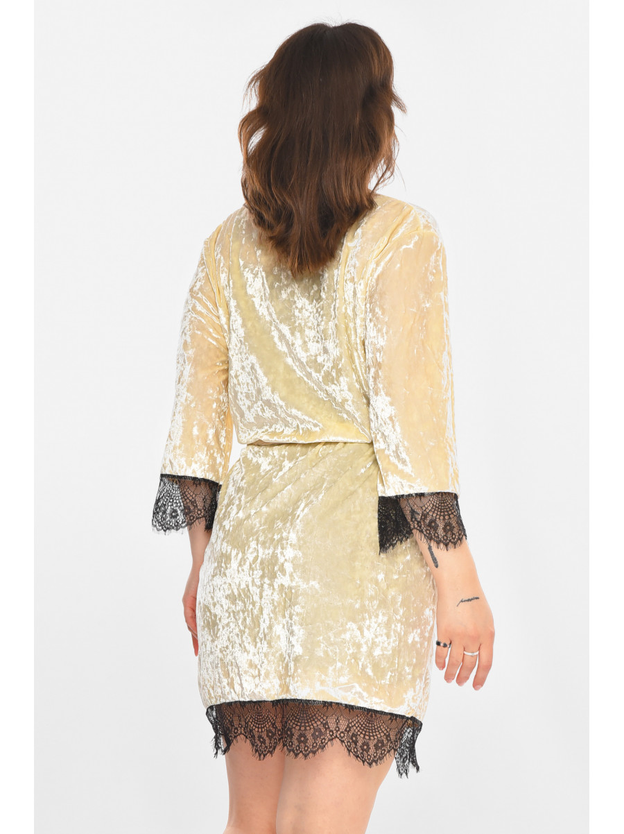 Халат женский велюровый молочного цвета М08 212290C