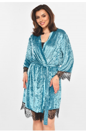 Халат женский полубатальный велюровый зеленого цвета 0630 212313C