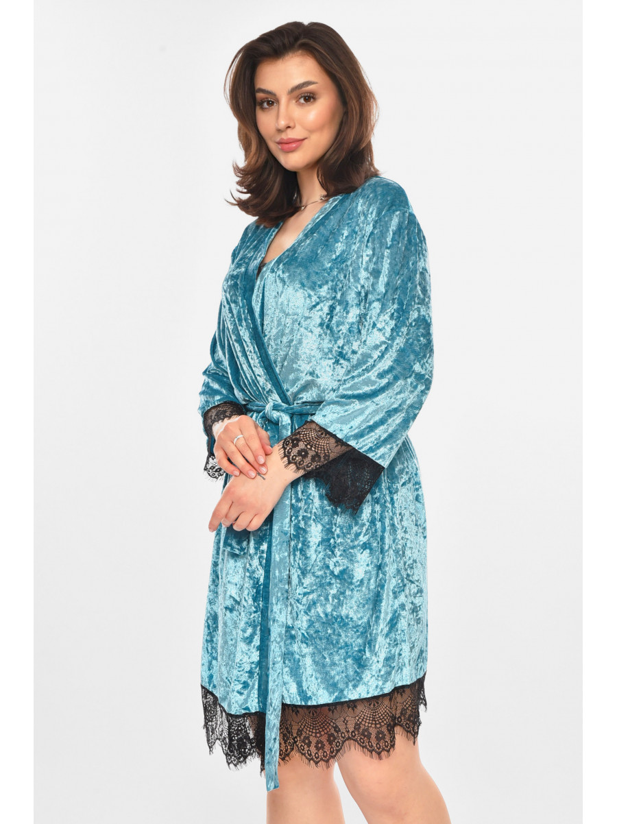 Халат женский полубатальный велюровый зеленого цвета 0630 212313C