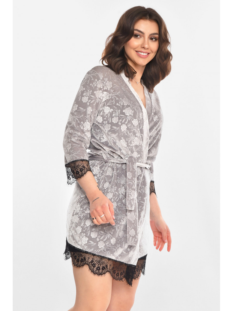 Халат женский полубатальный велюровый серого цвета 212317C