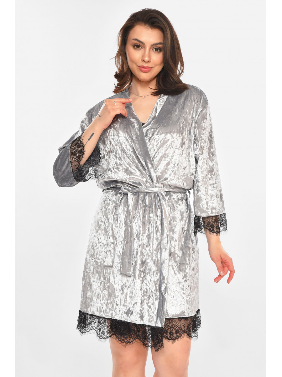 Халат женский полубатальный велюровый серого цвета 212338C