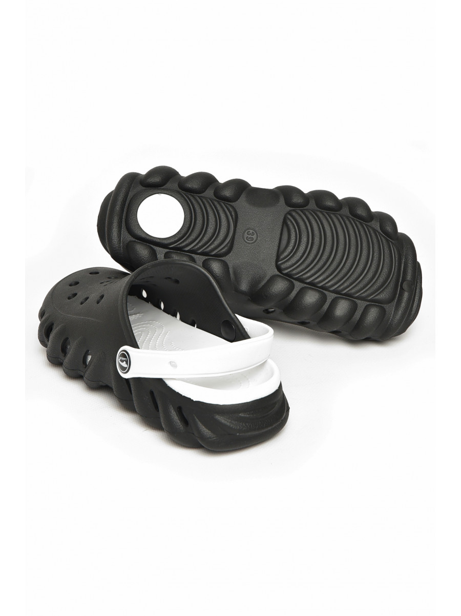 Кроксы женские черного цвета 212423C