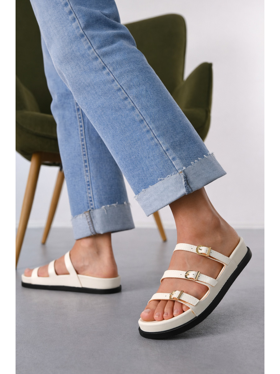 Шлепанцы женские белого цвета QQ111-2 212481C