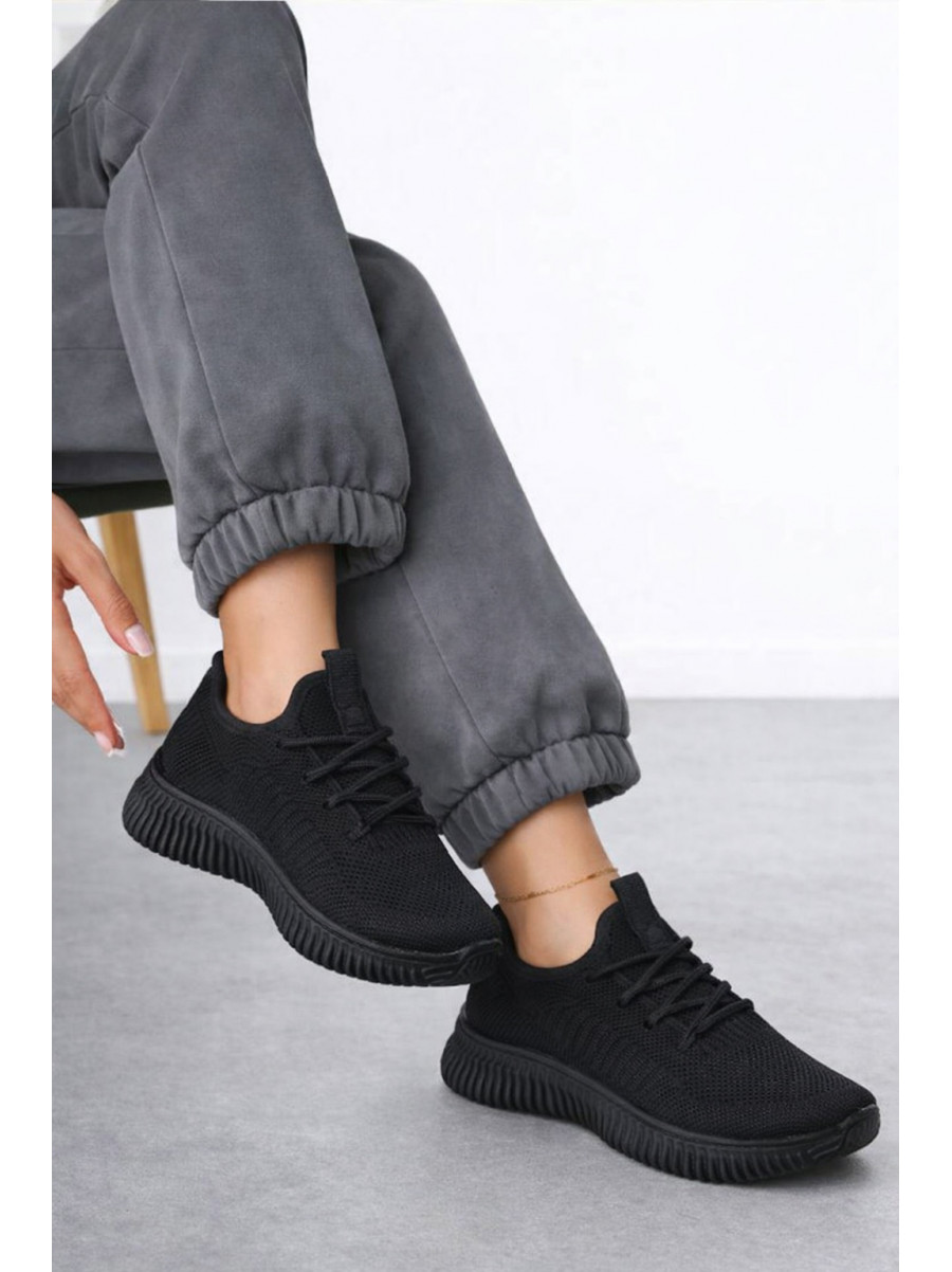 Кроссовки женские черного цвета текстиль С096-1 212570C