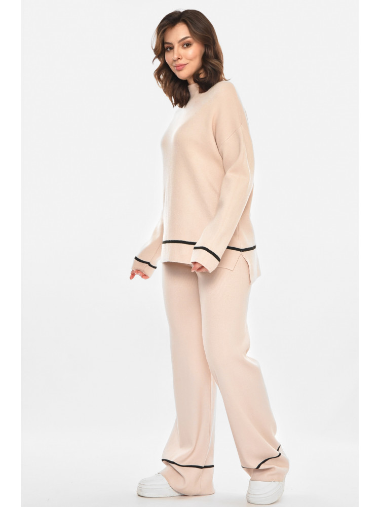 Костюм женский однотонный кашемировый бежевого цвета 212601C