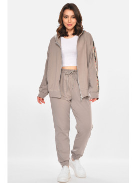 Спортивний костюм жіночий сірого кольору з принтом T-380 212655C