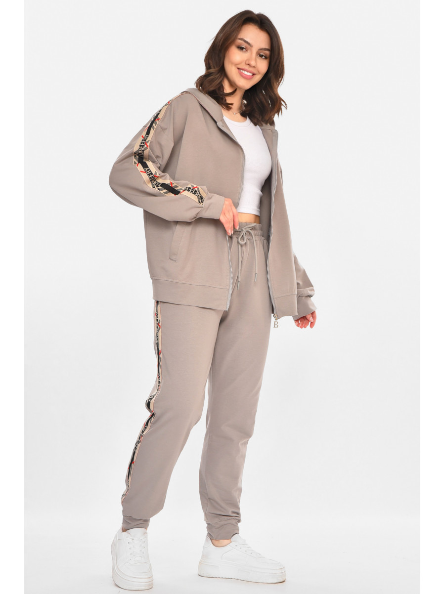 Спортивный костюм женский серого цвета с принтом T-380 212655C