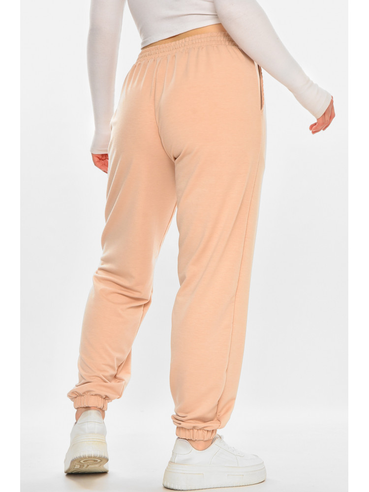 Спортивные штаны женские полубатальные однотонные бежевого цвета 212833C