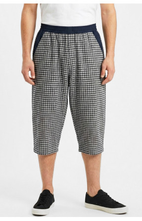 Бриджи мужские черного цвета с принтом P25 213129C