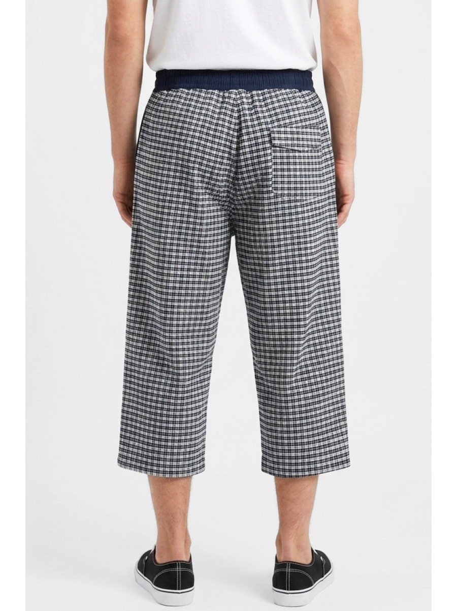 Бриджи мужские черного цвета с принтом P25 213129C