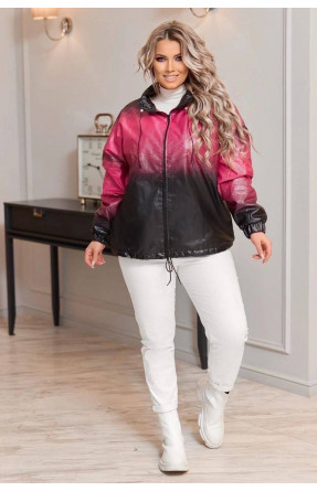 Ветровка женская полубатальная розового цвета с принтом 05554 213203C